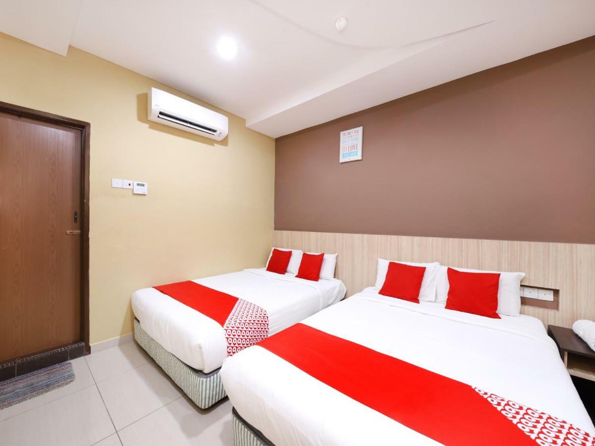 איפוה Oyo 721 Silibin Times Inn Hotel מראה חיצוני תמונה
